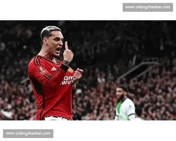 2.7 分 + 黄牌！曼联 13 号成布莱顿之战槽点，昔日意甲新星为何陨落？